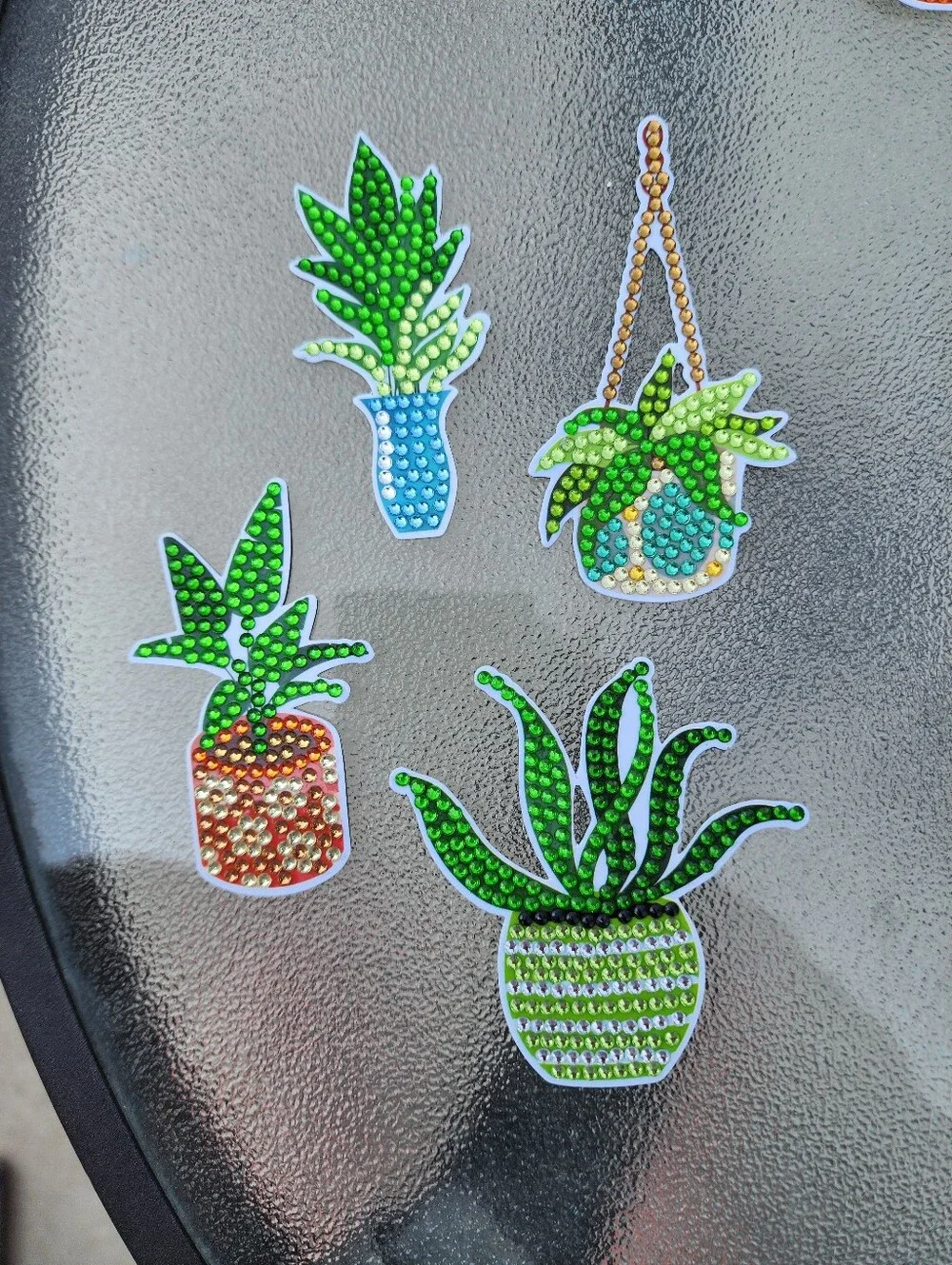 Sparkling Green Potted Plant Magnet Set